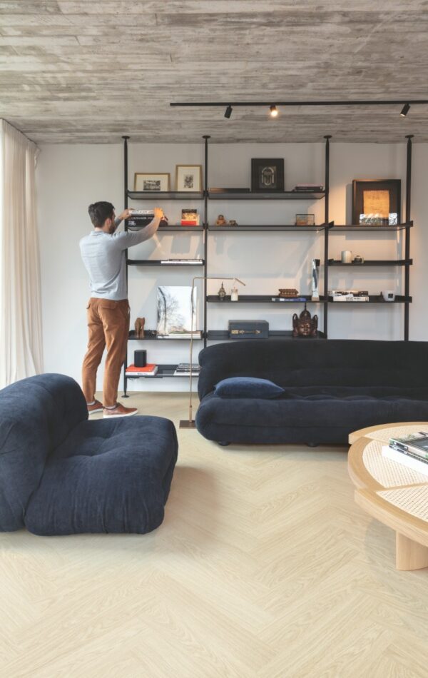 Вінілова підлога Quick Step Ciro Herringbone AVHBU 40361 Дуб Чистий Полярний
