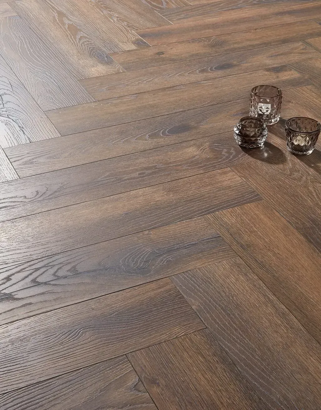 Ламінат Kronotex Herringbone 4766 Петтерсон Дуб Темний